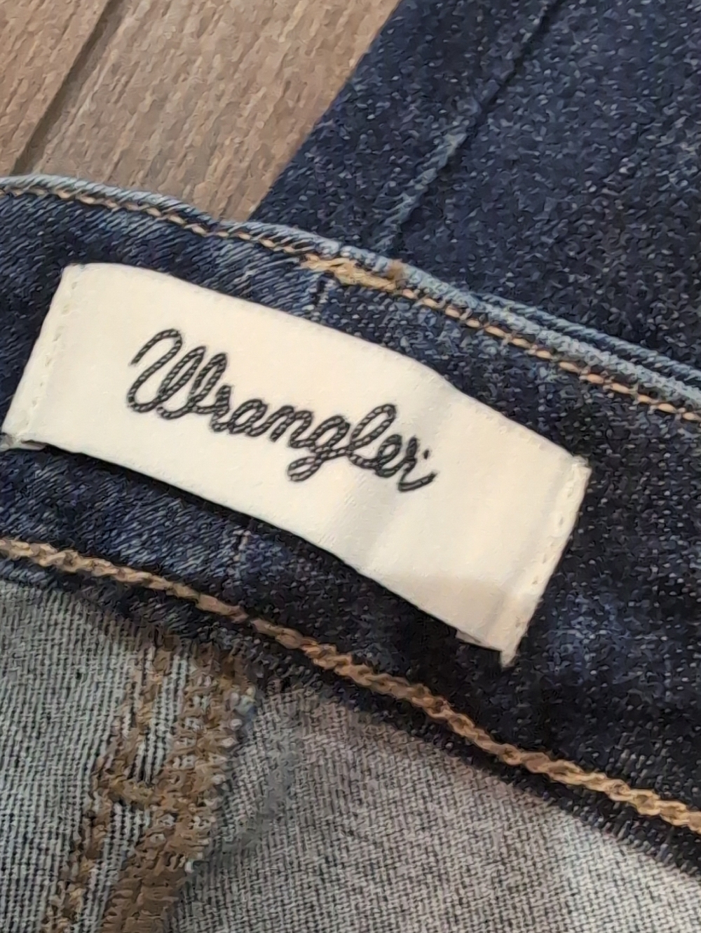 Wrangler Women's Bespoke Bootcut Jeans - Picture 2 of 5